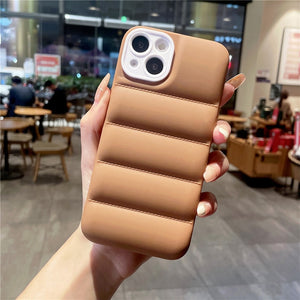 Luxury Down Jacket Cloth Bumper Bread Phone Case For iPhone 11 12 13 14 Pro Max Mini XR X XS Shockproof Silicone Soft Puffer Cove